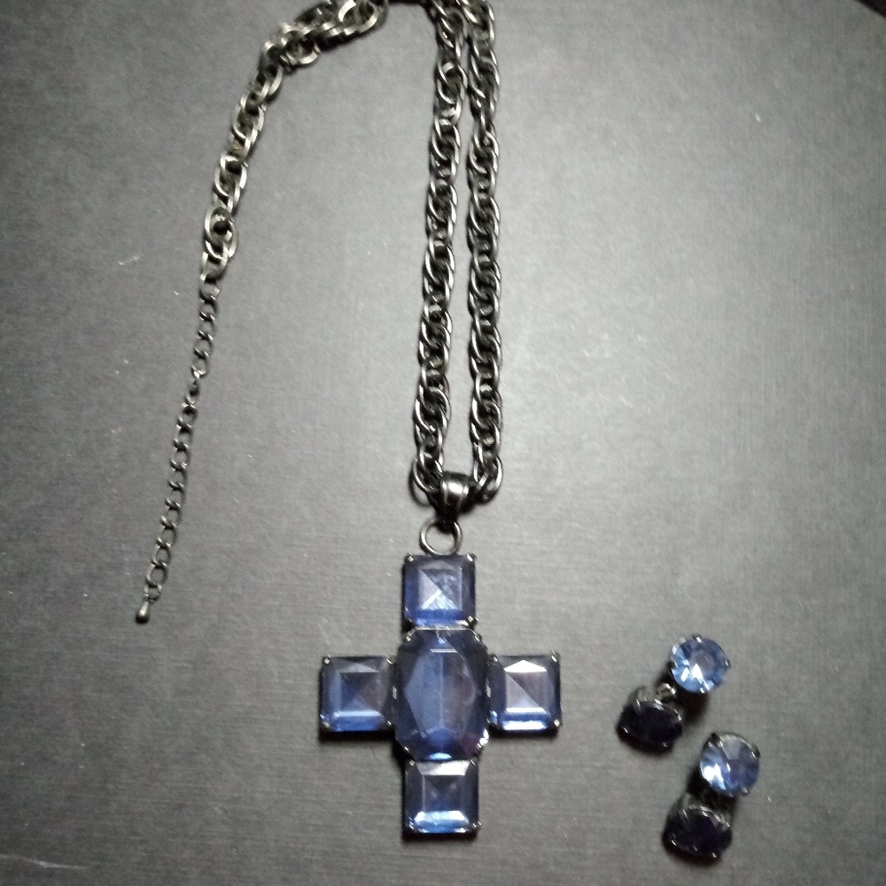 NAVY CROSS AND DROP EARRINGS